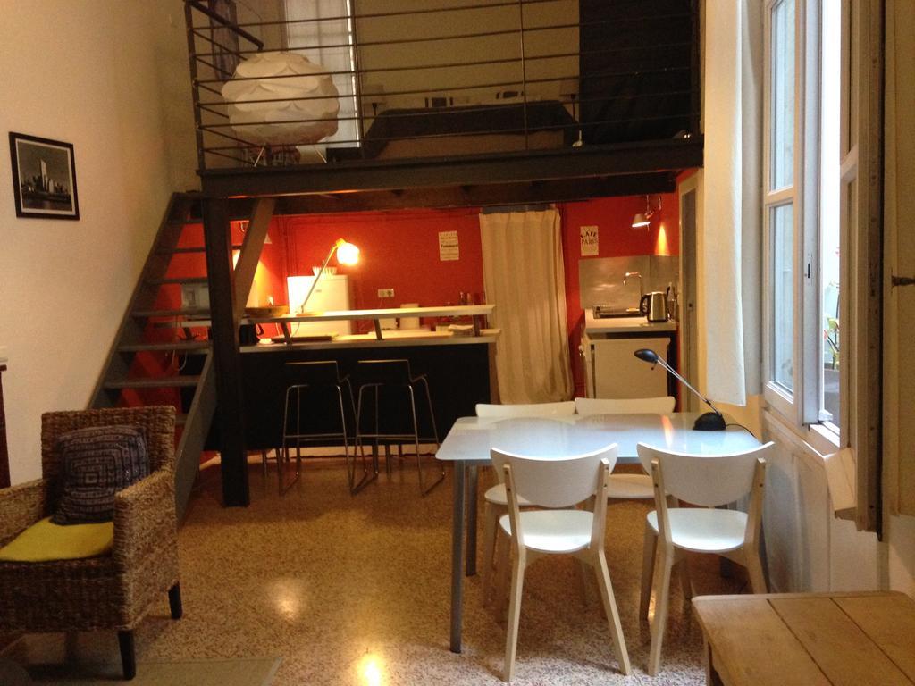 La Suite Du Jeune Homme Montpellier Exterior foto