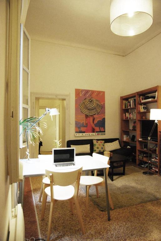 La Suite Du Jeune Homme Montpellier Exterior foto